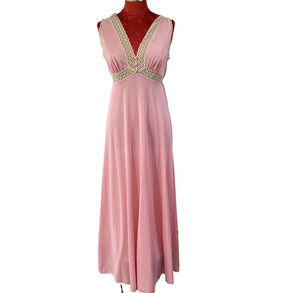 Vintage Vanity Fair Pink Nylon Maxi Night Dress Gown Lace Trim Size 32 Negligee - Picture 1 of 11